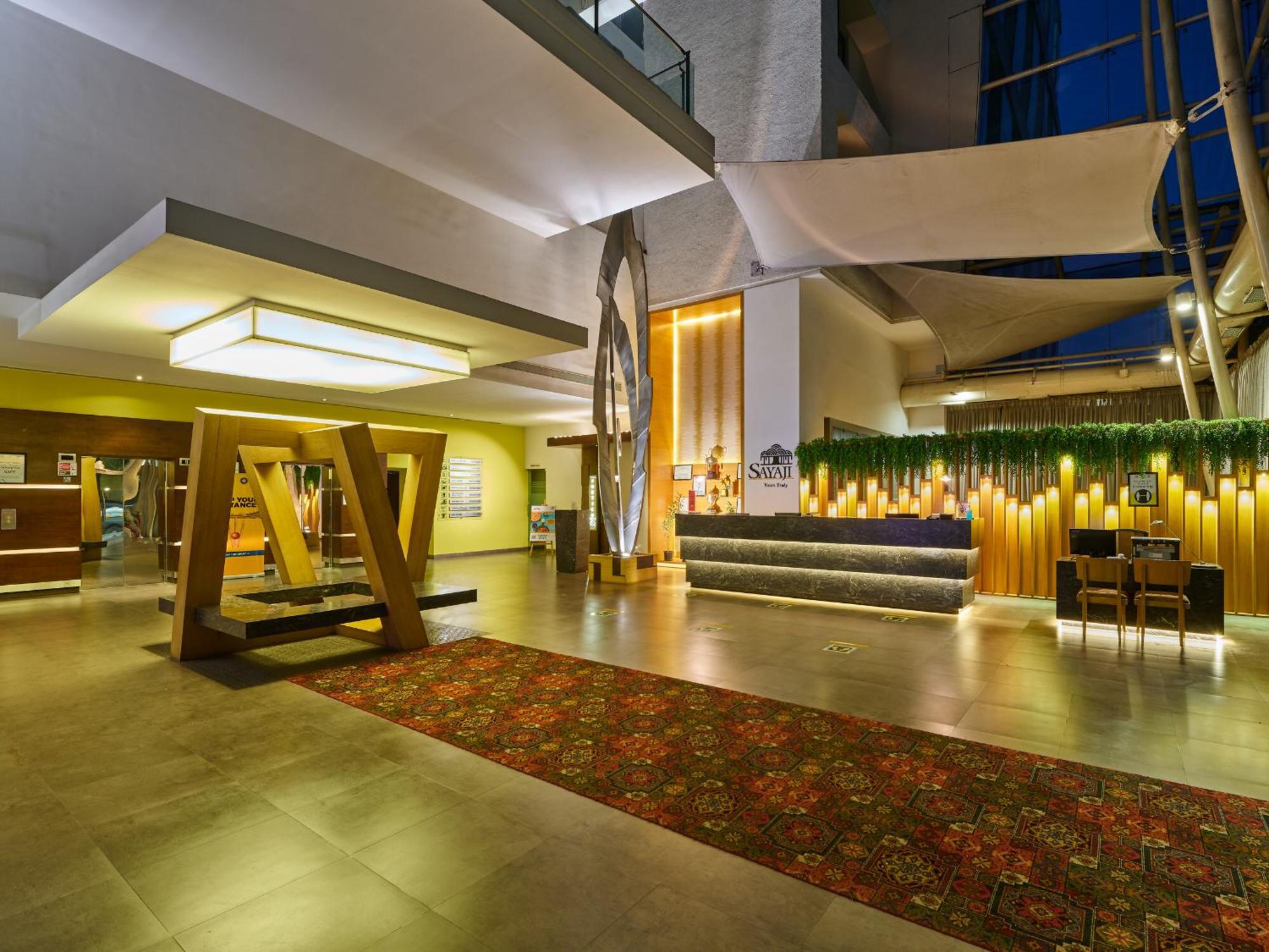 ไสยาชี Hotel Wakad ภายนอก รูปภาพ