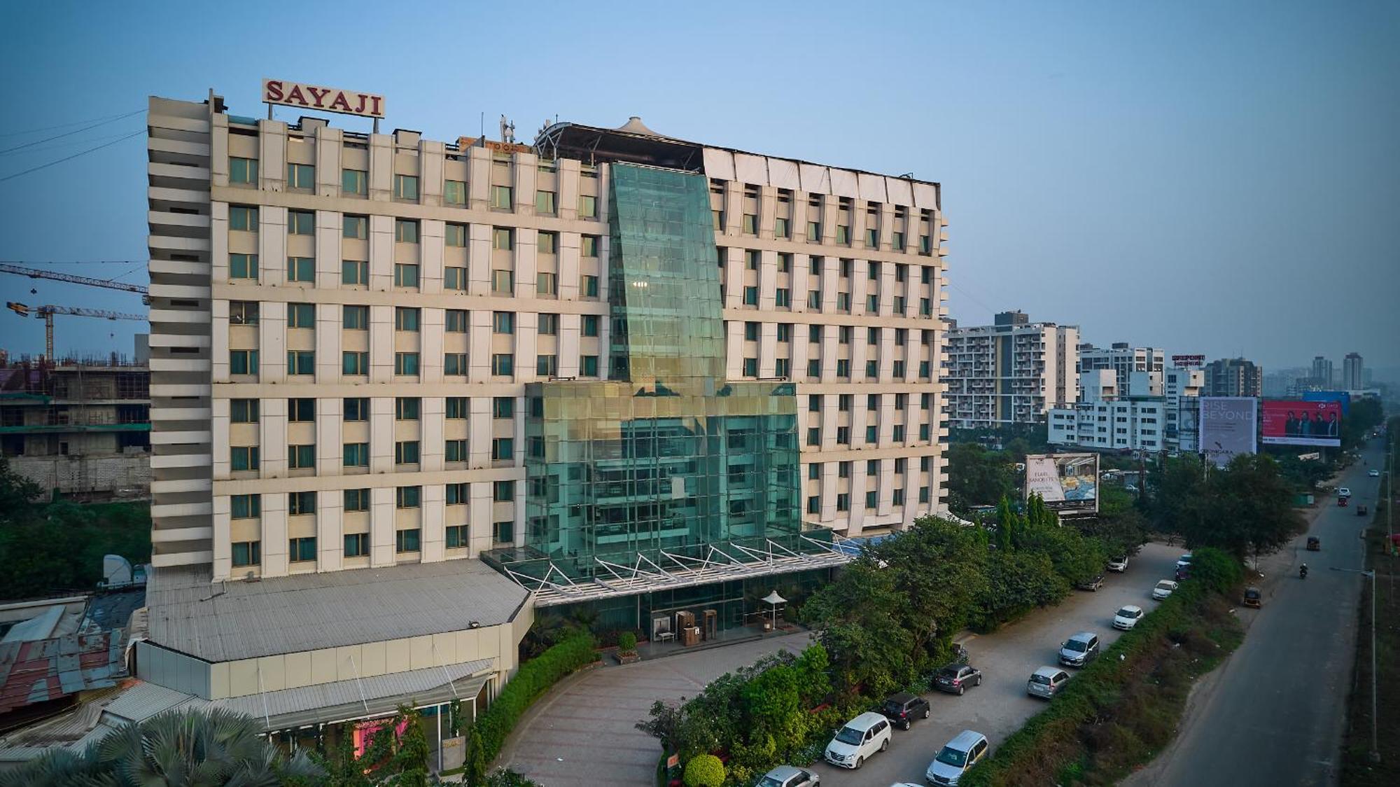 ไสยาชี Hotel Wakad ภายนอก รูปภาพ