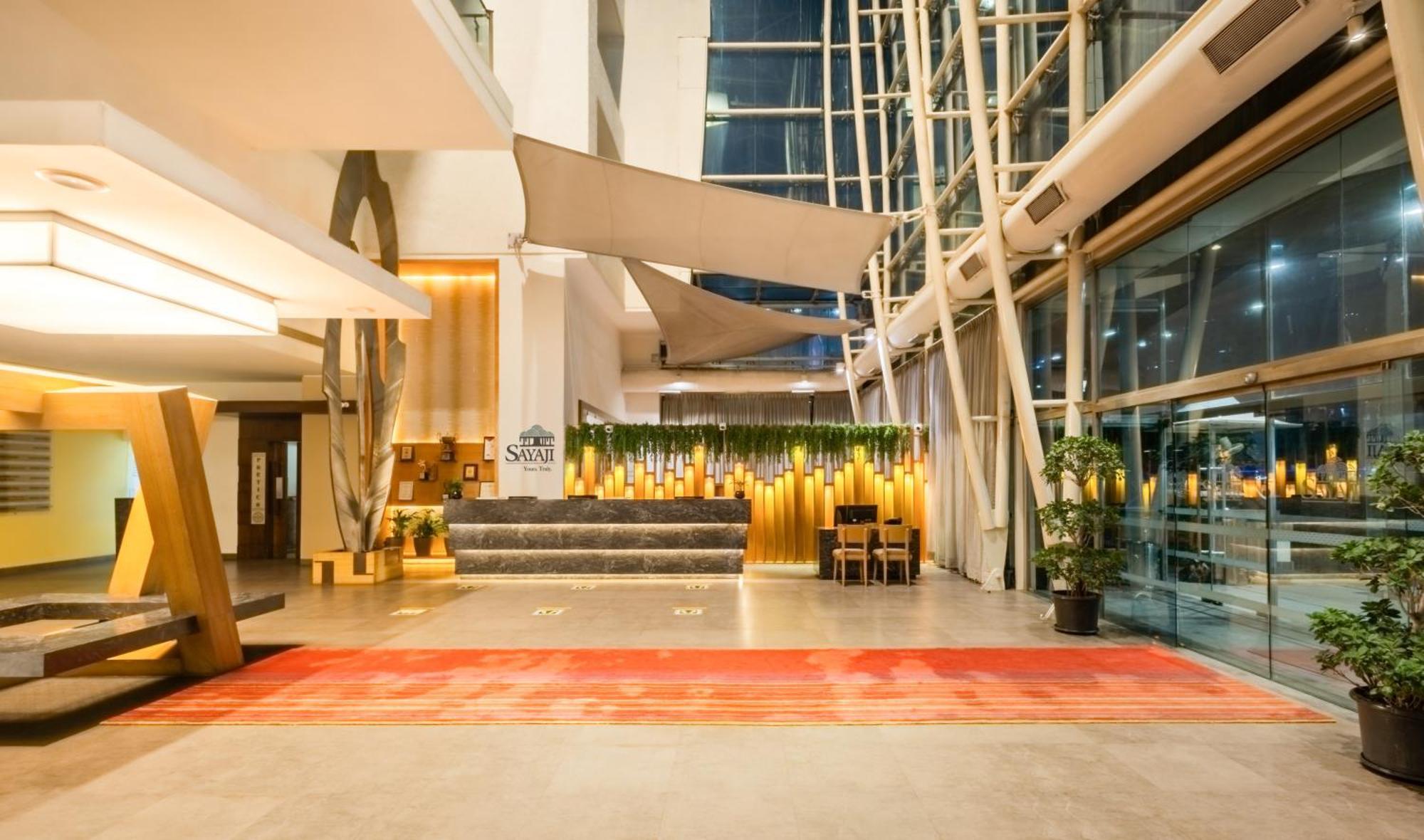 ไสยาชี Hotel Wakad ภายนอก รูปภาพ